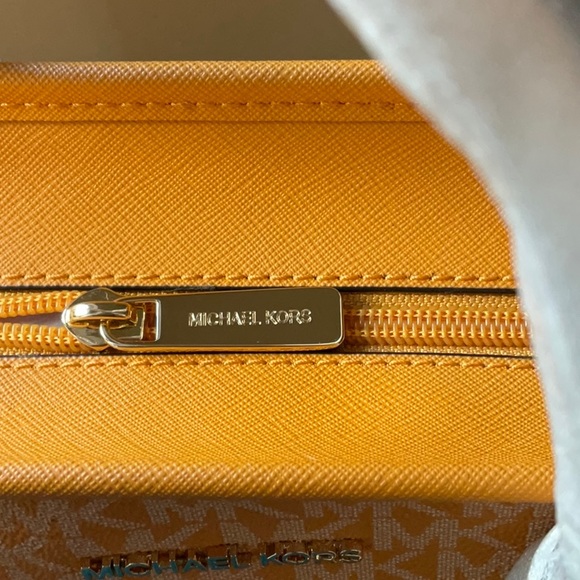 🌞  MICHAEL  KORS JET SET TRAVEL LOGO TOTE BAG 🌞 NWT 🌞 - Picture 11 of 16